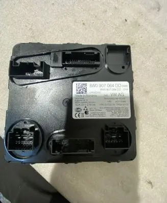 Audi Q7 4M Comfort/convenience module 8W0907064DD 5DK01107934