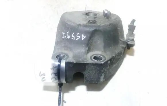 Mazda 6 Engine mounting bracket