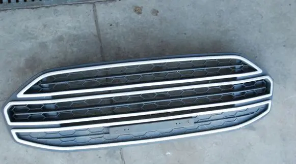 Ford Ecosport Front bumper upper radiator grill