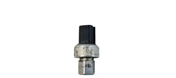 Ford Fusion II Air conditioning (A/C) pressure sensor BT4319D594 BT4319D594AA 3337A02