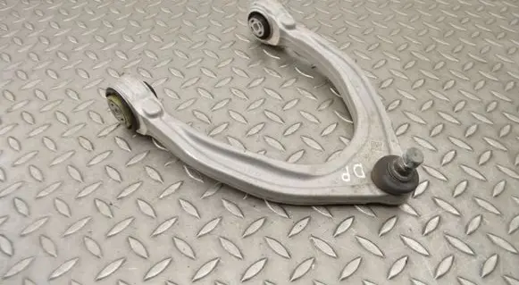 Alfa Romeo Stelvio Front upper control arm/wishbone K206605