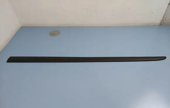 Toyota Auris 150 Front door trim (molding) PZ415E285001