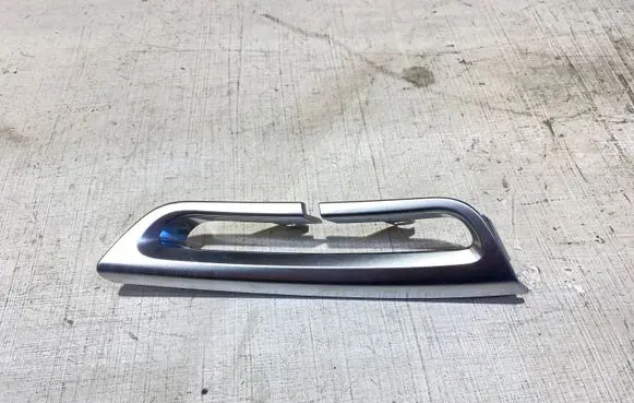 Mercedes-Benz S W222 Seat belt trim A222860322