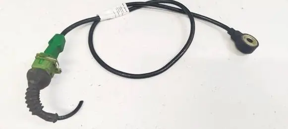 Volkswagen PASSAT B5 Detonation knock sensor 054905377H