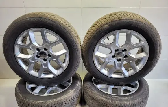 Jeep Compass R17 alloy rim 