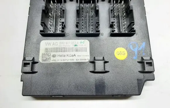 Audi A1 Comfort/convenience module 8X0907063A