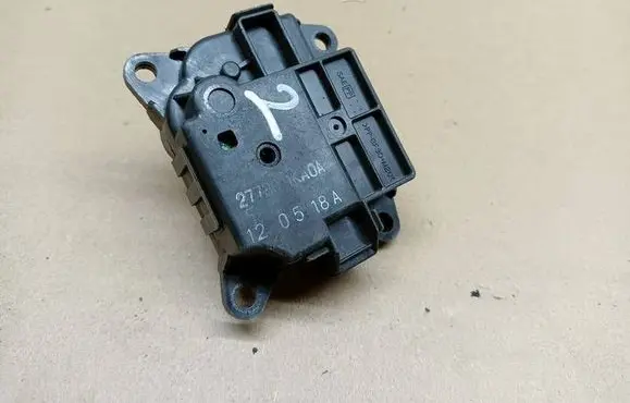 Nissan Juke I F15 Air flap motor/actuator 277301KA0A 120518A
