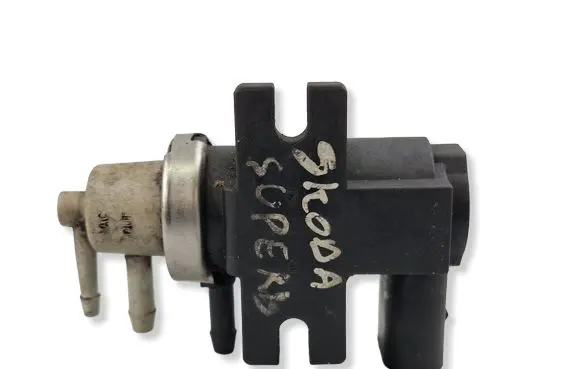 Volkswagen PASSAT B6 Turbo solenoid valve 1J0906627B
