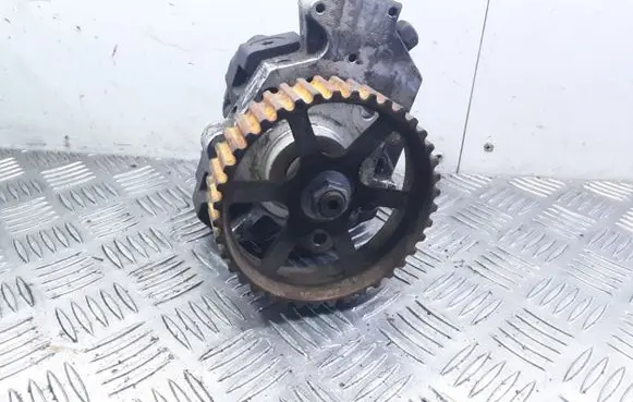 Renault Laguna II Fuel injection high pressure pump 0445010075 037472 8200456693