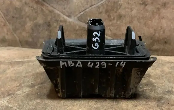 BMW 3 G20 G21 Jacking socket point 9881333