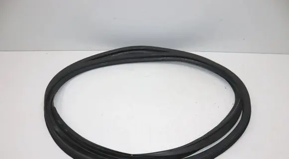 KIA Stonic Trunk rubber seal (body)