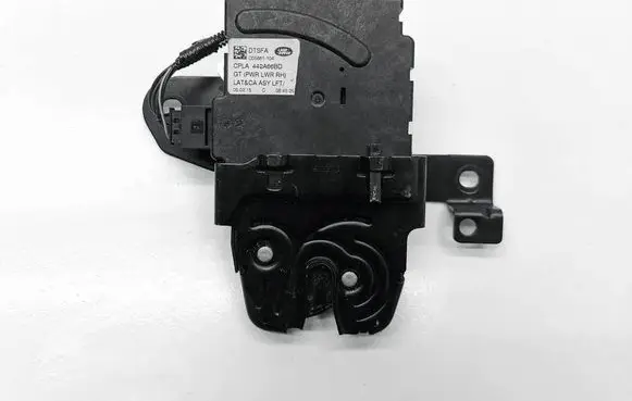 Loading door lock