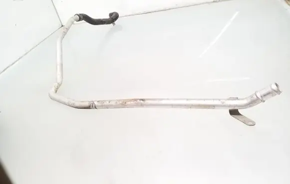 Mercedes-Benz C W204 Engine coolant pipe/hose 667065A1P