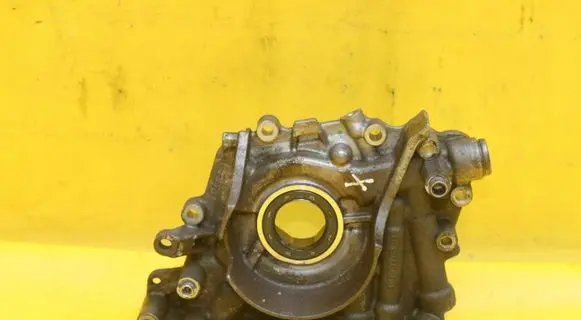 Ford Focus Oil pump 