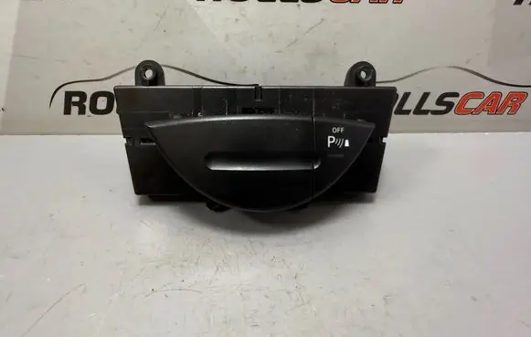Mercedes-Benz E W211 Parking (PDC) sensor switch 2118216958