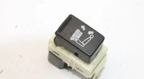 Mitsubishi Outlander Other switches/knobs/shifts 8610A048