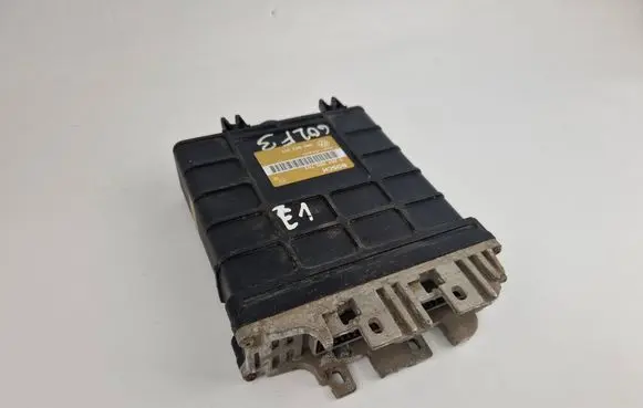 Volkswagen Golf III Engine control unit/module 1H0907311 0261200701