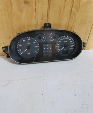 Renault Scenic I Speedometer (instrument cluster) P8200071820