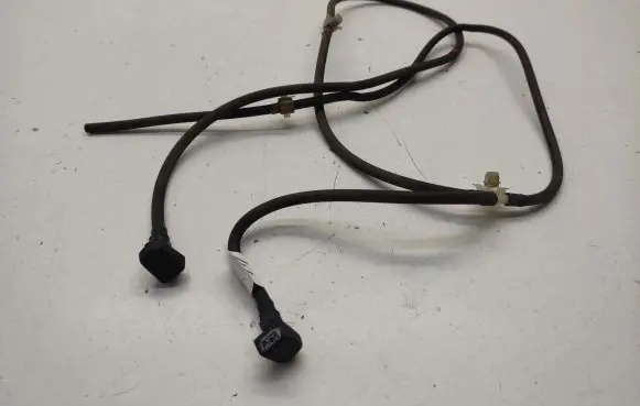 Nissan Murano Z50 Windshield washer spray nozzle 