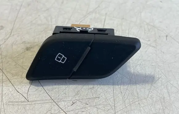 Audi Q7 4M Central locking switch button 4M0962108B