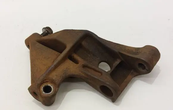 Volkswagen PASSAT B3 Generator/alternator bracket 037903245