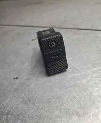 Fog light switch