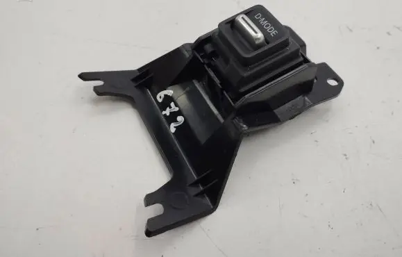 Nissan Juke II F16 Other switches/knobs/shifts