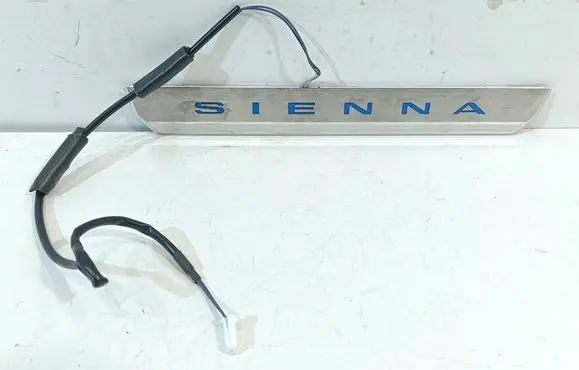 Toyota Sienna XL40 IV Front sill trim cover PT94208210 20SEP2021