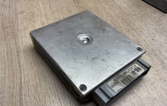 Ford Scorpio Engine control unit/module 88GB12A650AA