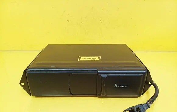 Volkswagen Golf IV CD/DVD changer 1J6035111
