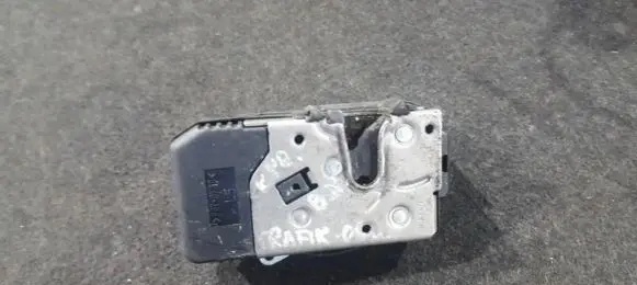 Renault Trafic II (X83) Front door lock 8200008247 91166228