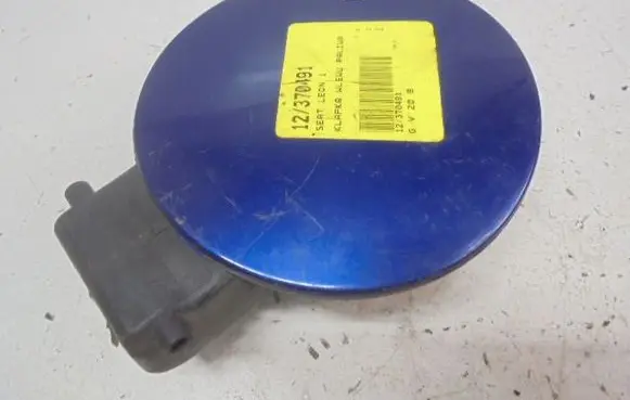 Seat Leon (1M) Fuel tank cap trim 1H0010092L