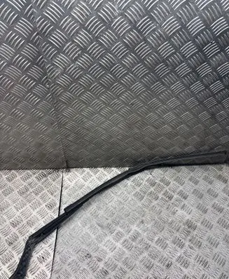 Ford Galaxy Front wiper blade arm 7M3955409B