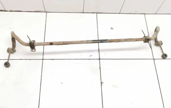 Volkswagen Golf IV Front anti-roll bar/sway bar