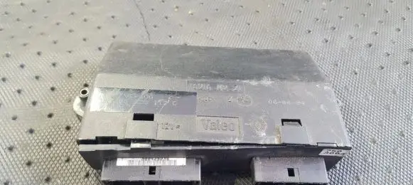 Renault Laguna I Other control units/modules 1621682Z1 16216-82-Z1