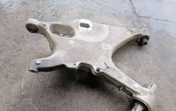Volvo XC90 Rear upper control arm/wishbone 31451943 AD91R02