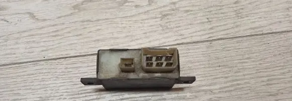 Ford Scorpio Hazard warning light relay 00474900