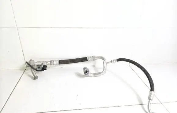 BMW i3 Air conditioning (A/C) pipe/hose 9291147