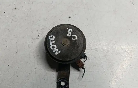 Nissan Note (E12) Horn signal