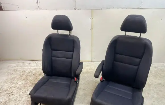 Seat set