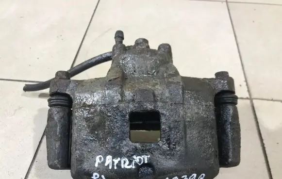 Jeep Patriot Front brake caliper