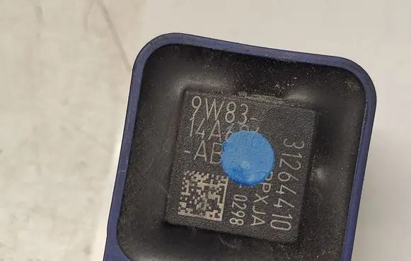 Volvo V50 Airbag deployment crash/impact sensor 31264410 9W8314A686AB