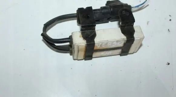 Toyota Corolla E120 E130 Charging relay 8592517010