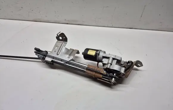 Chrysler Town u0026 Country V Tailgate/trunk/boot lift motor 04894596AB