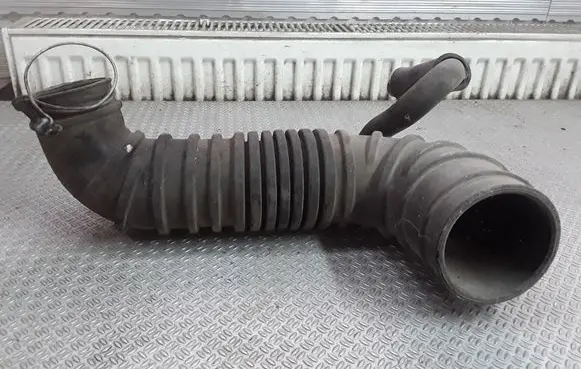 Mitsubishi Pajero Turbo air intake inlet pipe/hose