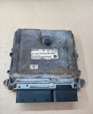 Chrysler Grand Voyager V Engine control unit/module P05187070AJ