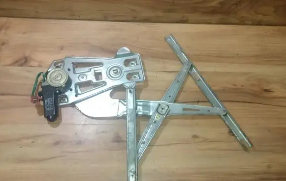 Chrysler Stratus Sliding door window regulator with motor