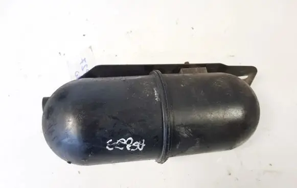 Opel Omega B2 Vacuum air tank 