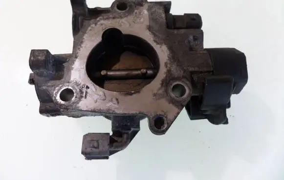 Peugeot 206 Throttle valve