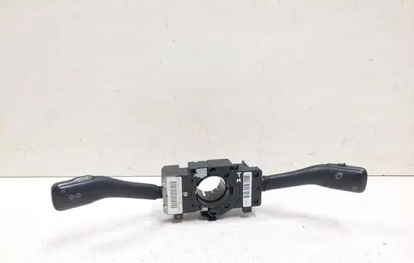 Volkswagen New Beetle Wiper turn signal indicator stalk/switch 8L0953513G